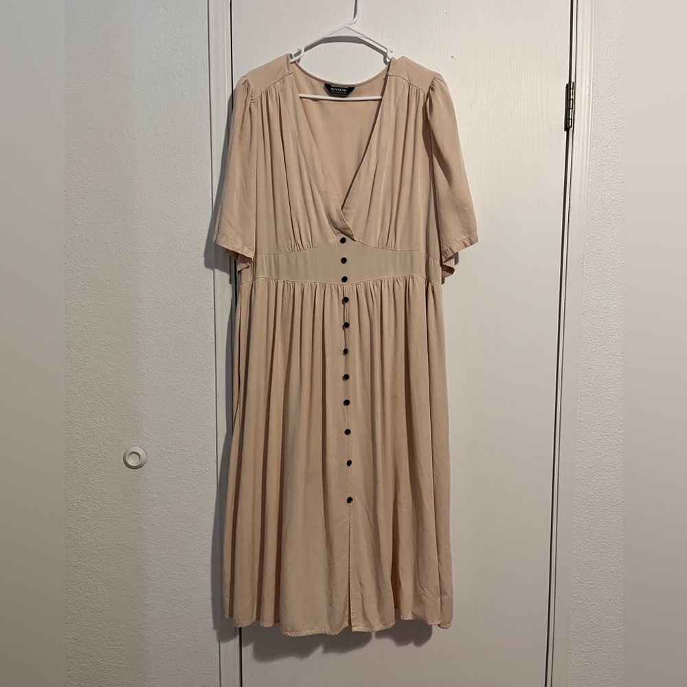 BloomChic Beige Midi Dress with Black Buttons